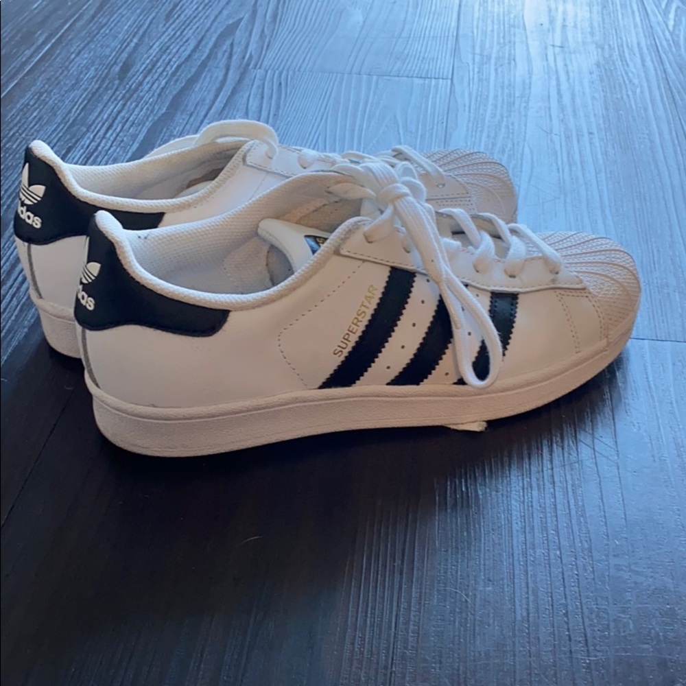 Adidas Superstar Sneakers